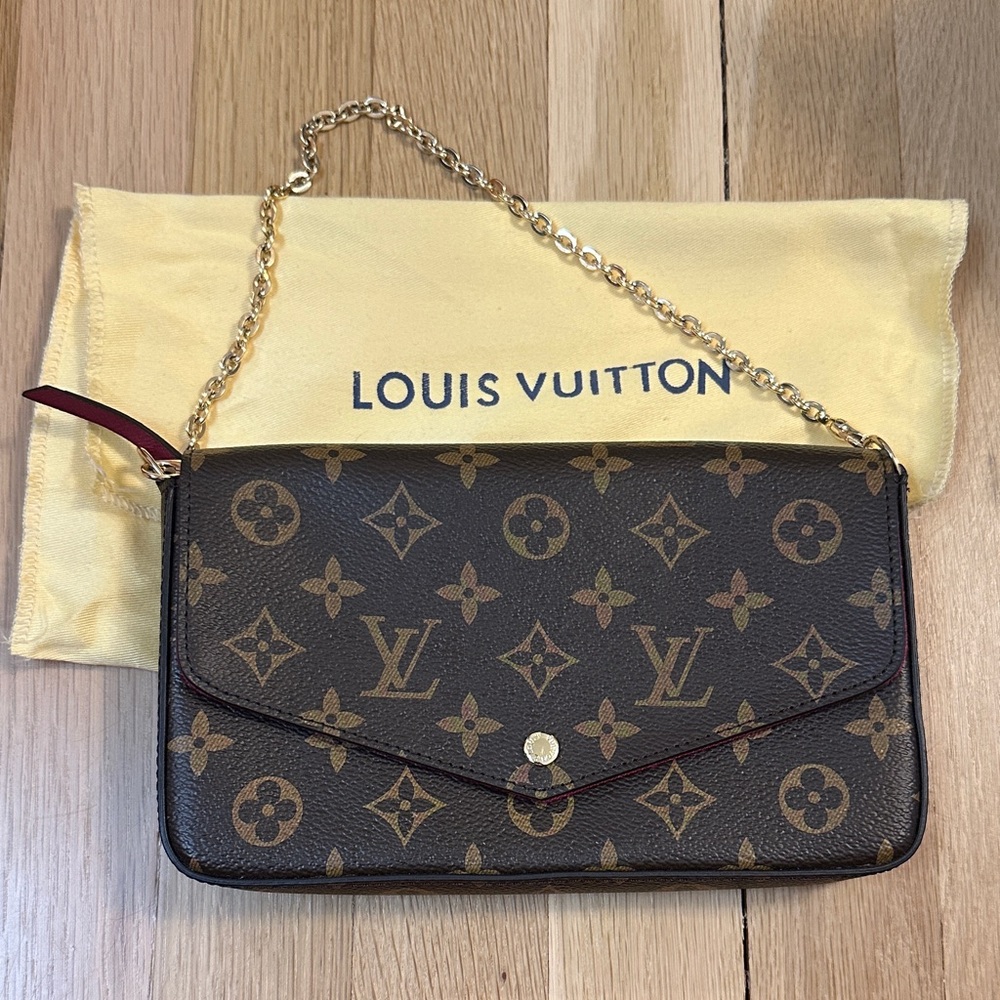 Clutch with Gold Chain